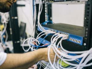 pexels-field-engineer-147254-442150.jpg
